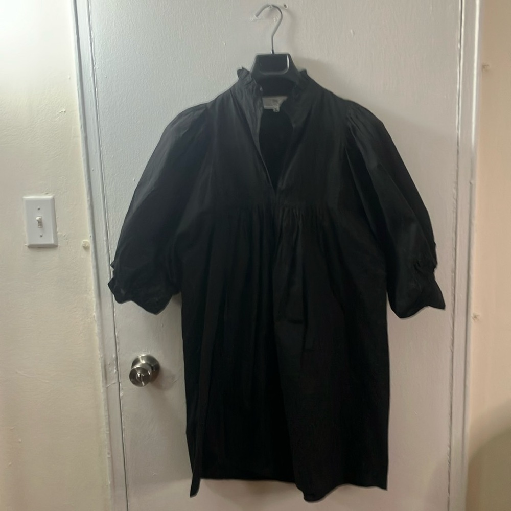 Chic Black Dress
